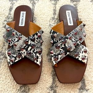 Steve Madden Spike Multi-Snake Sandals. Size 7.5
